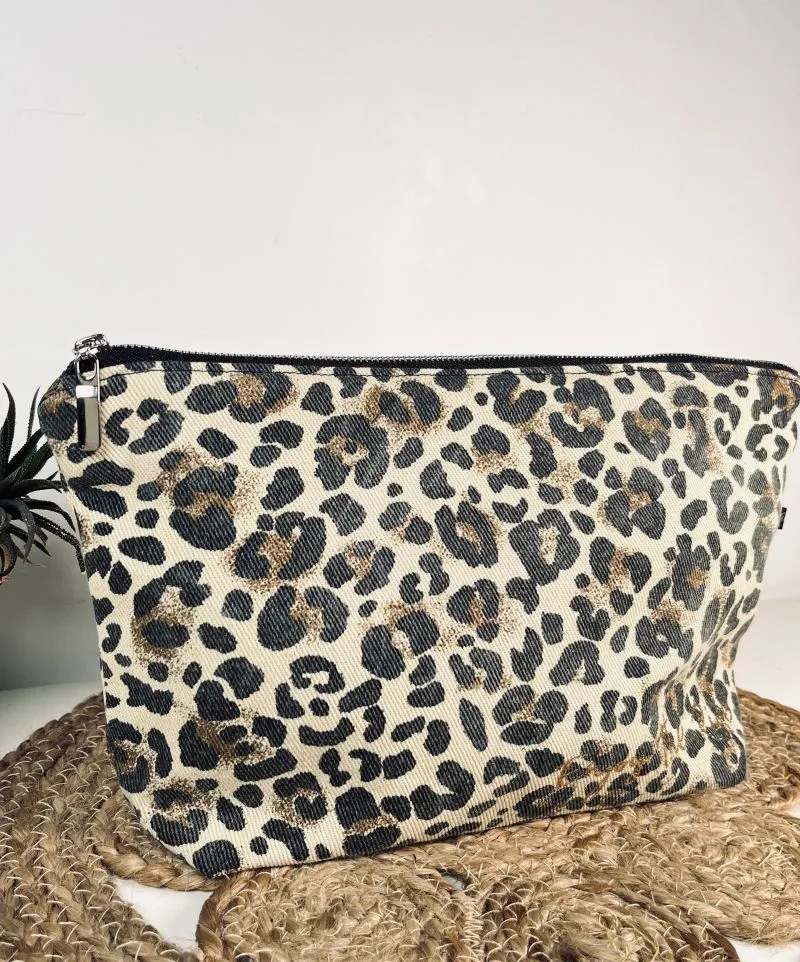 Grande pochette / sac à main léopard avec son printage "Enjoy the ride" en doré pailleté