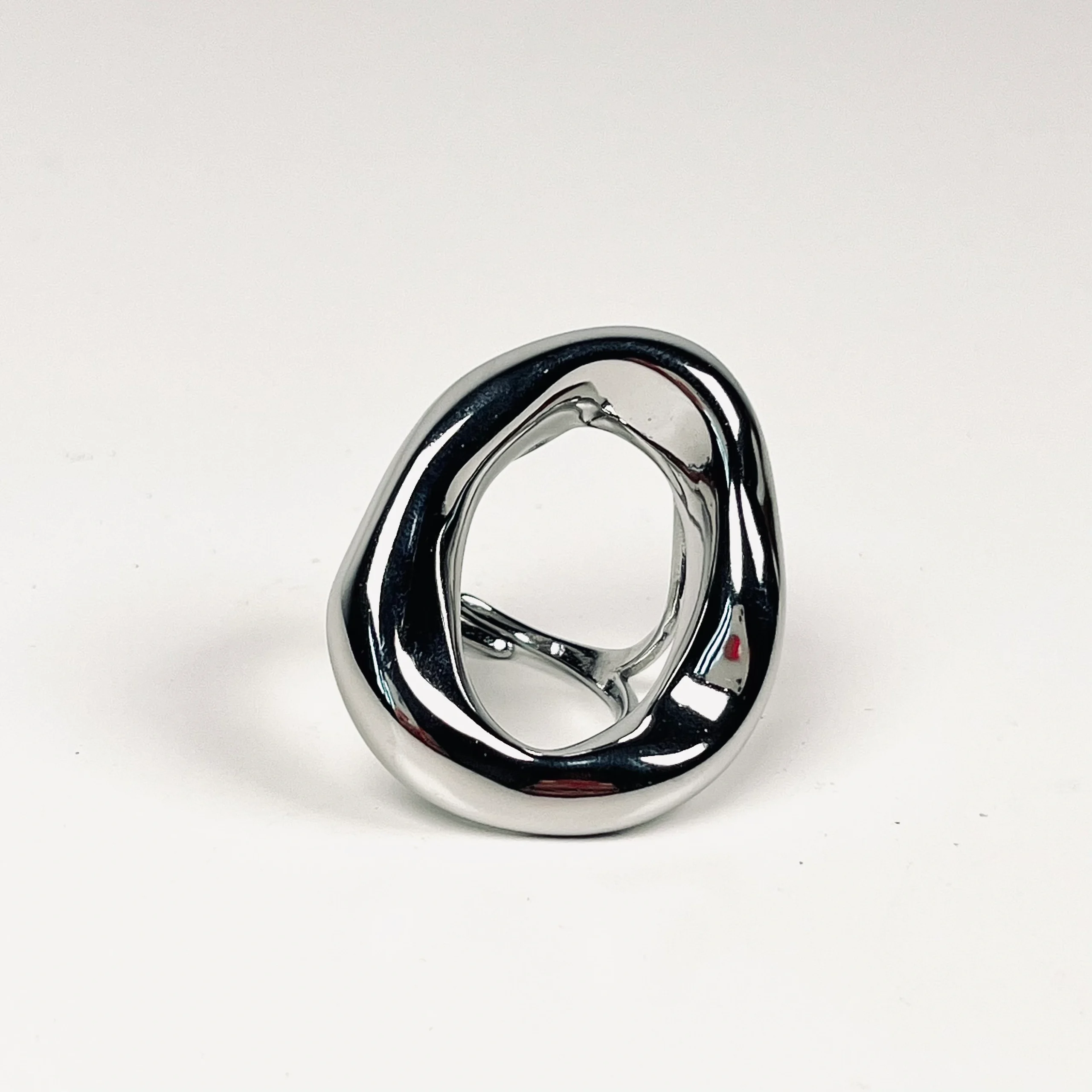 Grosse bague argent cercle ajouré en acier inoxydable