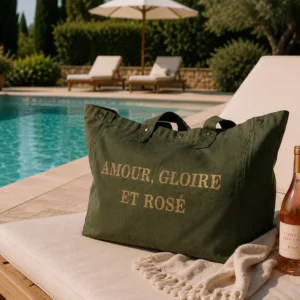 Sac fourre-tout kaki - Slogan "Amour, Gloire et Rosé" en doré pailleté. Création La Strasseuse