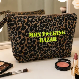 Trousse de toilette léopard au flocga jaune fluo "Mon F*cking Bazar". Création La Strasseuse.
